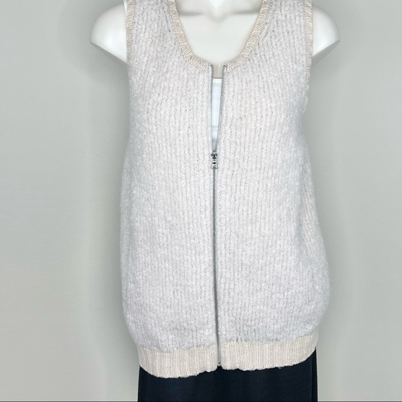 DONATING Versatile GAP vest wool blend sleeveless zipper front warm S stylish - Picture 14 of 14